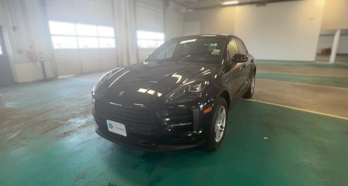 Thumbnail: 2021 Porsche Macan - 1