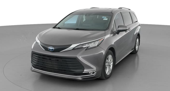 Thumbnail: 2022 Toyota Sienna - 1