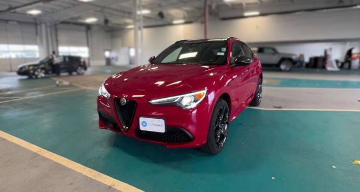 Thumbnail: 2023 Alfa Romeo Stelvio - 1