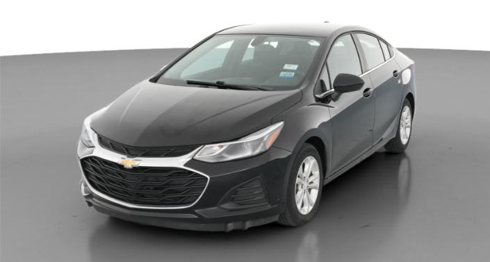 Thumbnail: 2019 Chevrolet Cruze - 1