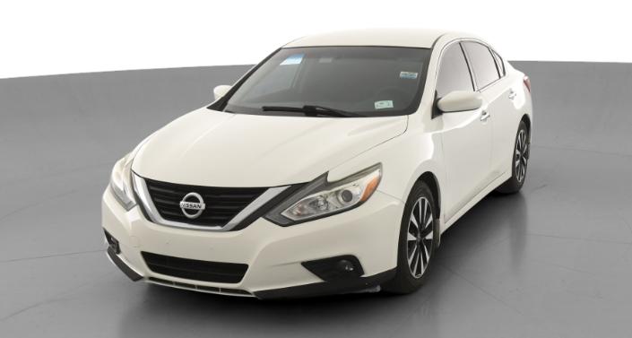 Thumbnail: 2017 Nissan Altima - 1