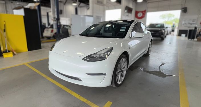 Thumbnail: 2019 Tesla Model 3 - 1