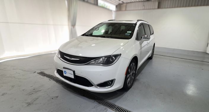Thumbnail: 2017 Chrysler Pacifica - 1