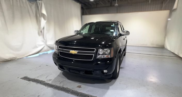 Thumbnail: 2011 Chevrolet Tahoe - 1