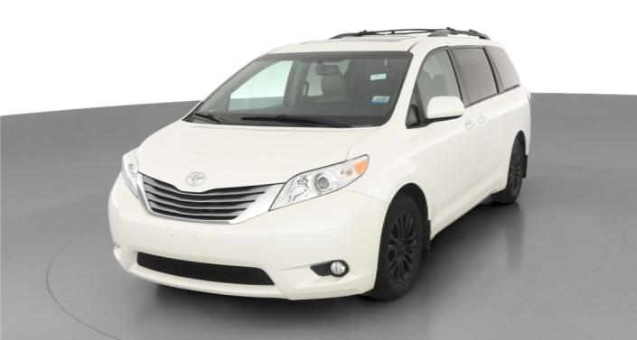 Thumbnail: 2017 Toyota Sienna - 1