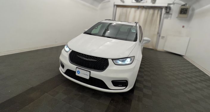Thumbnail: 2022 Chrysler Pacifica - 1