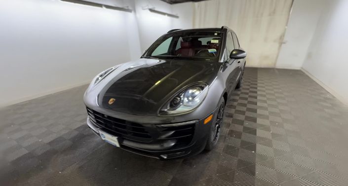 Thumbnail: 2018 Porsche Macan - 1
