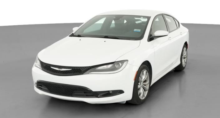 Thumbnail: 2016 Chrysler 200 - 1