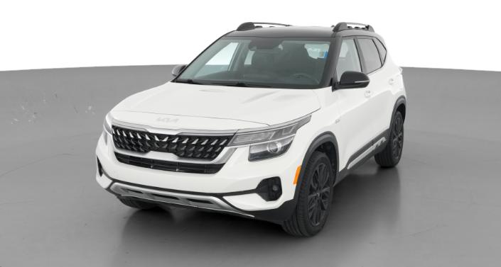 Thumbnail: 2023 Kia Seltos - 1