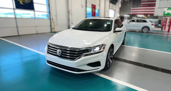 Thumbnail: 2022 Volkswagen Passat - 1