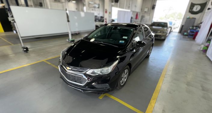 Thumbnail: 2017 Chevrolet Cruze - 1