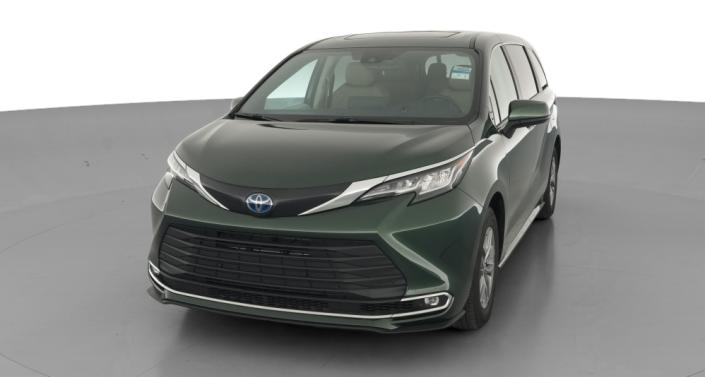 Thumbnail: 2023 Toyota Sienna - 1
