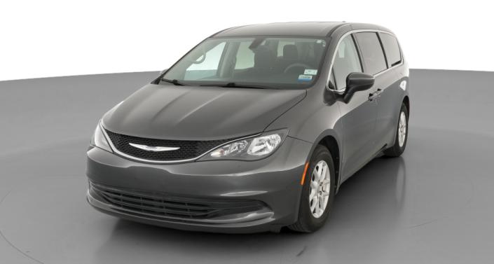 Thumbnail: 2017 Chrysler Pacifica - 1