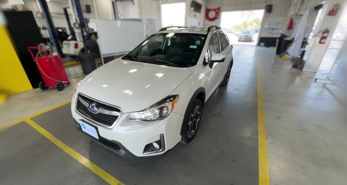 Thumbnail: 2017 Subaru Crosstrek - 1