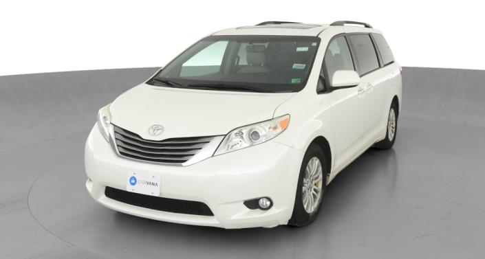 Thumbnail: 2016 Toyota Sienna - 1
