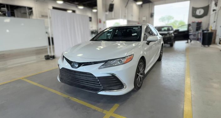 Thumbnail: 2022 Toyota Camry - 1
