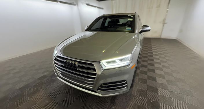 Thumbnail: 2019 Audi SQ5 - 1