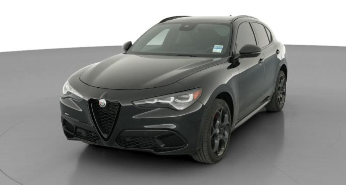 Thumbnail: 2024 Alfa Romeo Stelvio - 1
