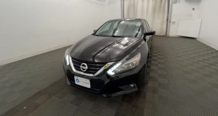 Thumbnail: 2017 Nissan Altima - 1