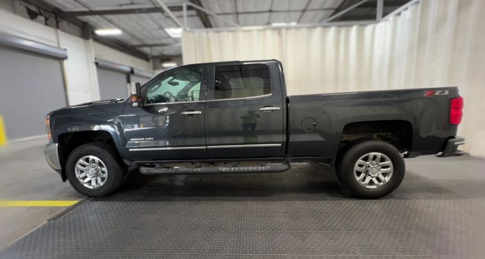 Thumbnail: 2019 Chevrolet Silverado 3500 - 1