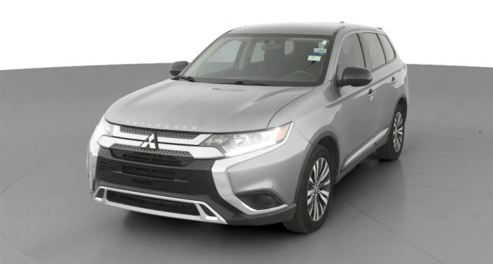 Thumbnail: 2019 Mitsubishi Outlander - 1