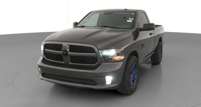 Thumbnail: 2019 RAM 1500 Classic - 1