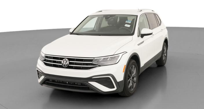 Thumbnail: 2022 Volkswagen Tiguan - 1