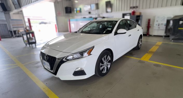 Thumbnail: 2020 Nissan Altima - 1