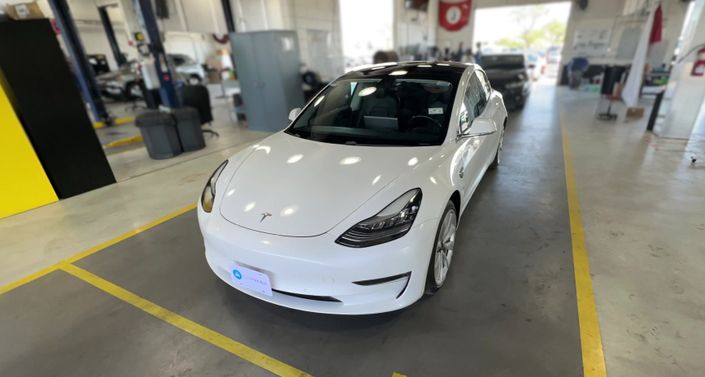 Thumbnail: 2019 Tesla Model 3 - 1