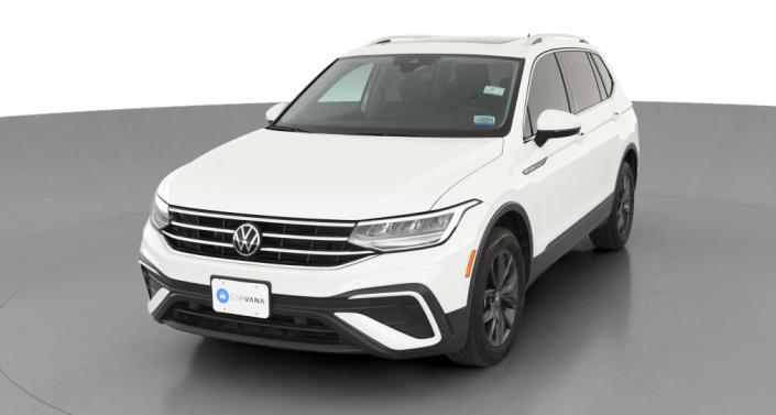 Thumbnail: 2022 Volkswagen Tiguan - 1