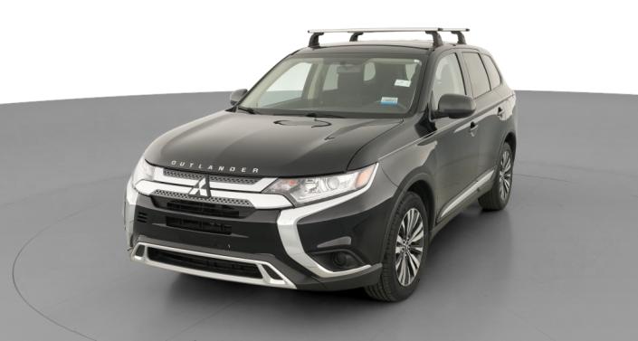 Thumbnail: 2020 Mitsubishi Outlander - 1