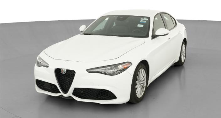 Thumbnail: 2022 Alfa Romeo Giulia - 1
