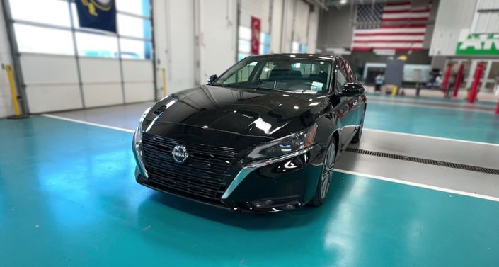 Thumbnail: 2023 Nissan Altima - 1