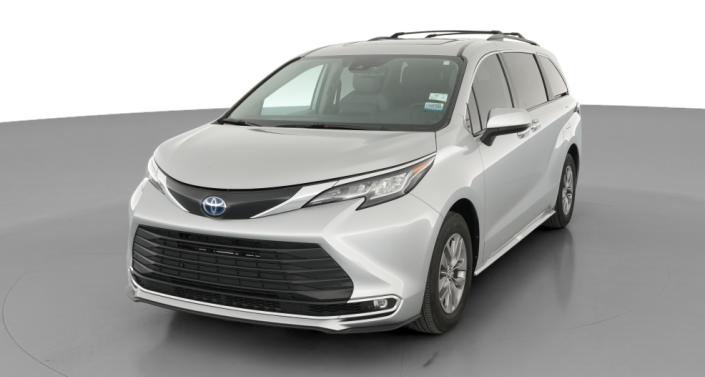 Thumbnail: 2023 Toyota Sienna - 1