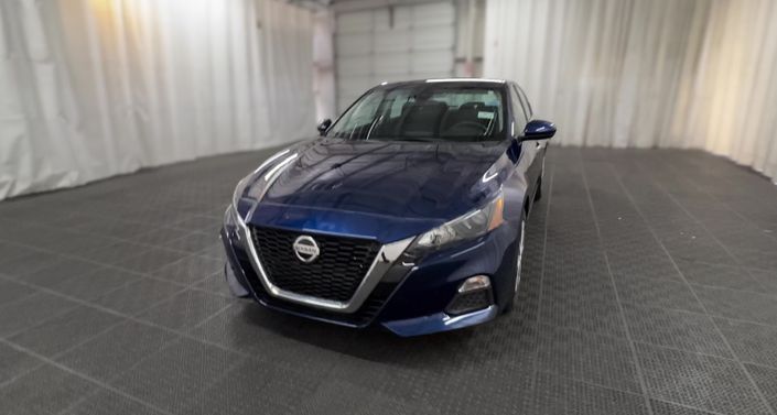 Thumbnail: 2022 Nissan Altima - 1