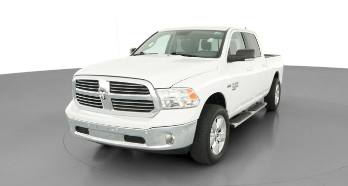 Thumbnail: 2019 RAM 1500 Classic - 1