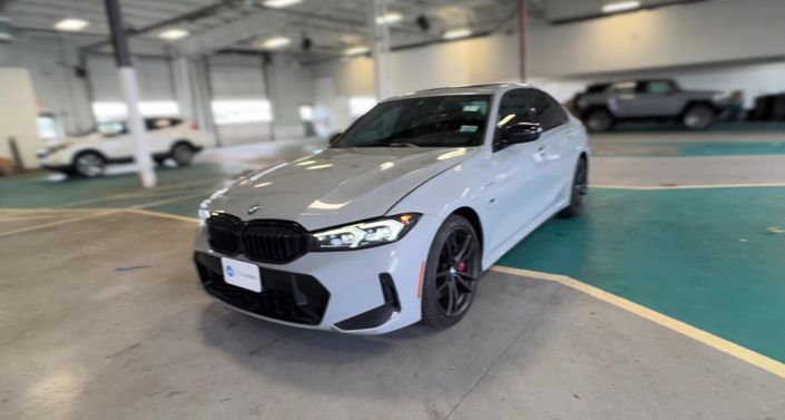 Thumbnail: 2023 BMW 3 Series - 1