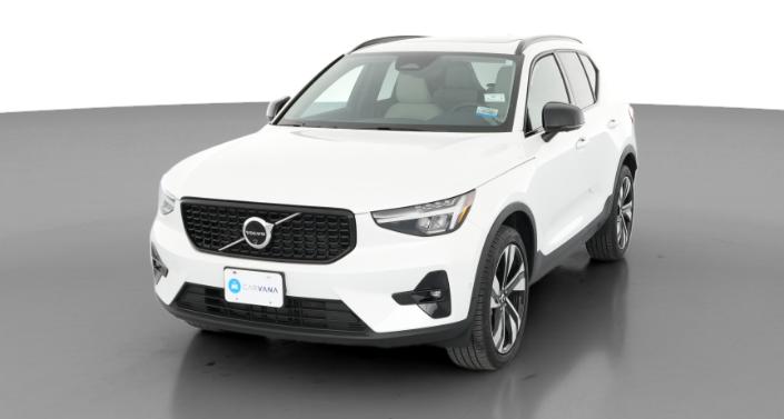 Thumbnail: 2024 Volvo XC40 - 1