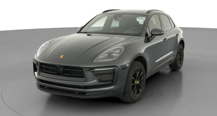 Thumbnail: 2022 Porsche Macan - 1