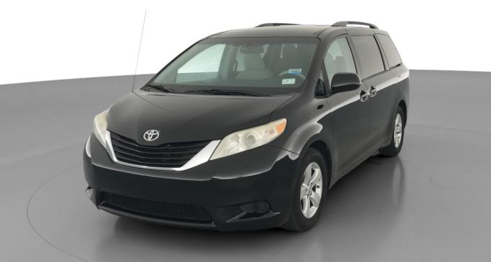 Thumbnail: 2013 Toyota Sienna - 1