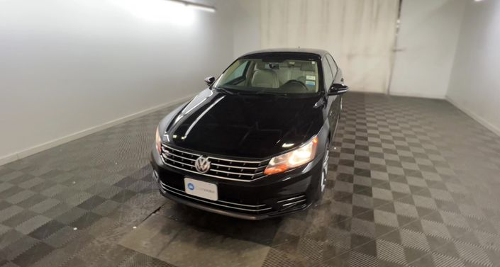Thumbnail: 2018 Volkswagen Passat - 1