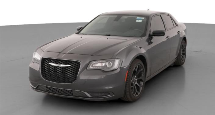 Thumbnail: 2019 Chrysler 300 - 1