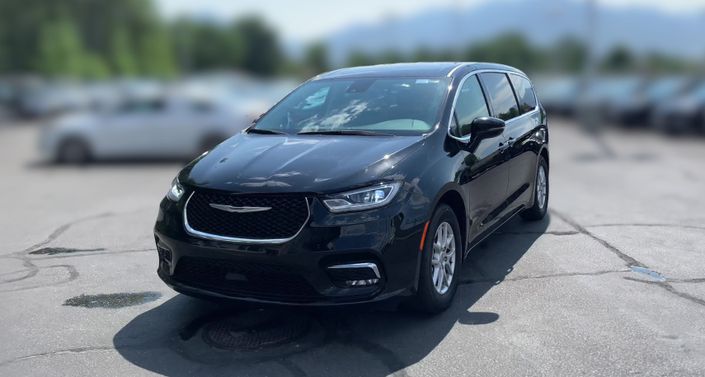 2024 Chrysler Pacifica Touring L -
                  Lehi, UT