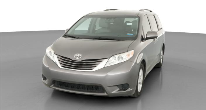 Thumbnail: 2017 Toyota Sienna - 1