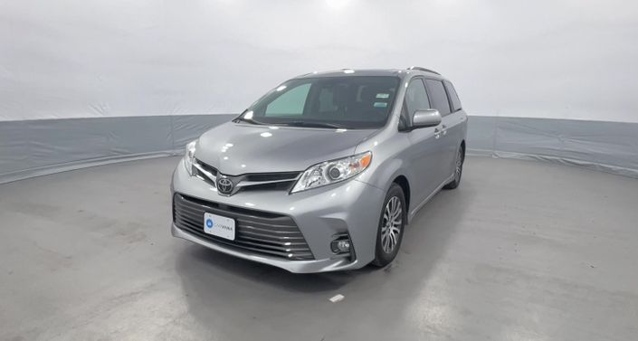 Thumbnail: 2018 Toyota Sienna - 1