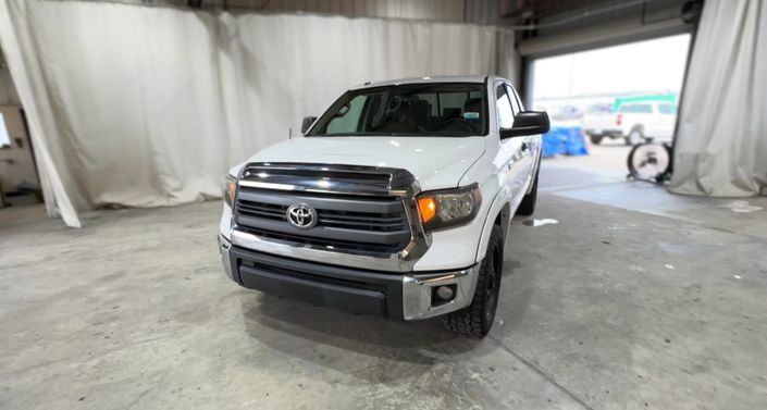 Thumbnail: 2015 Toyota Tundra - 1