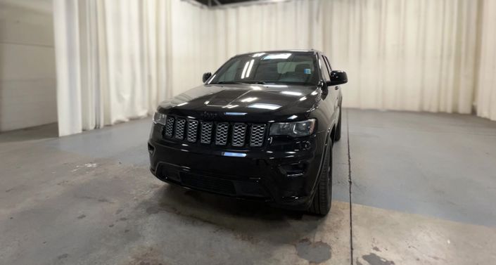 Thumbnail: 2018 Jeep Grand Cherokee - 1