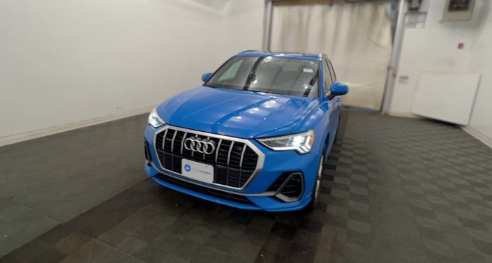 Thumbnail: 2023 Audi Q3 - 1