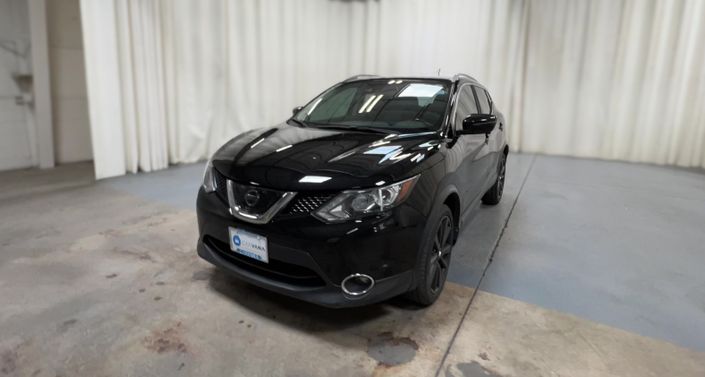 Thumbnail: 2017 Nissan Rogue Sport - 1