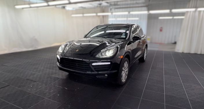 Thumbnail: 2013 Porsche Cayenne - 1